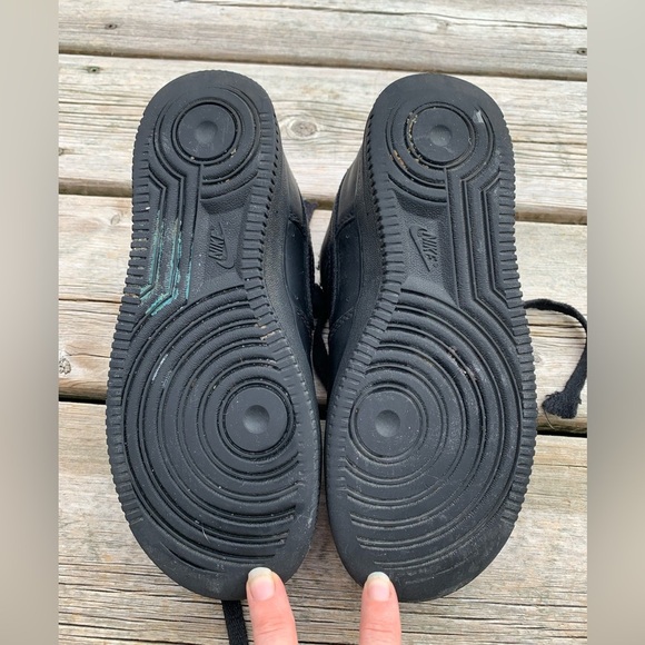 Nike Air Force 1 LE Low Grade School Kids' Shoes Black Size 3Y - Picture 11 of 12